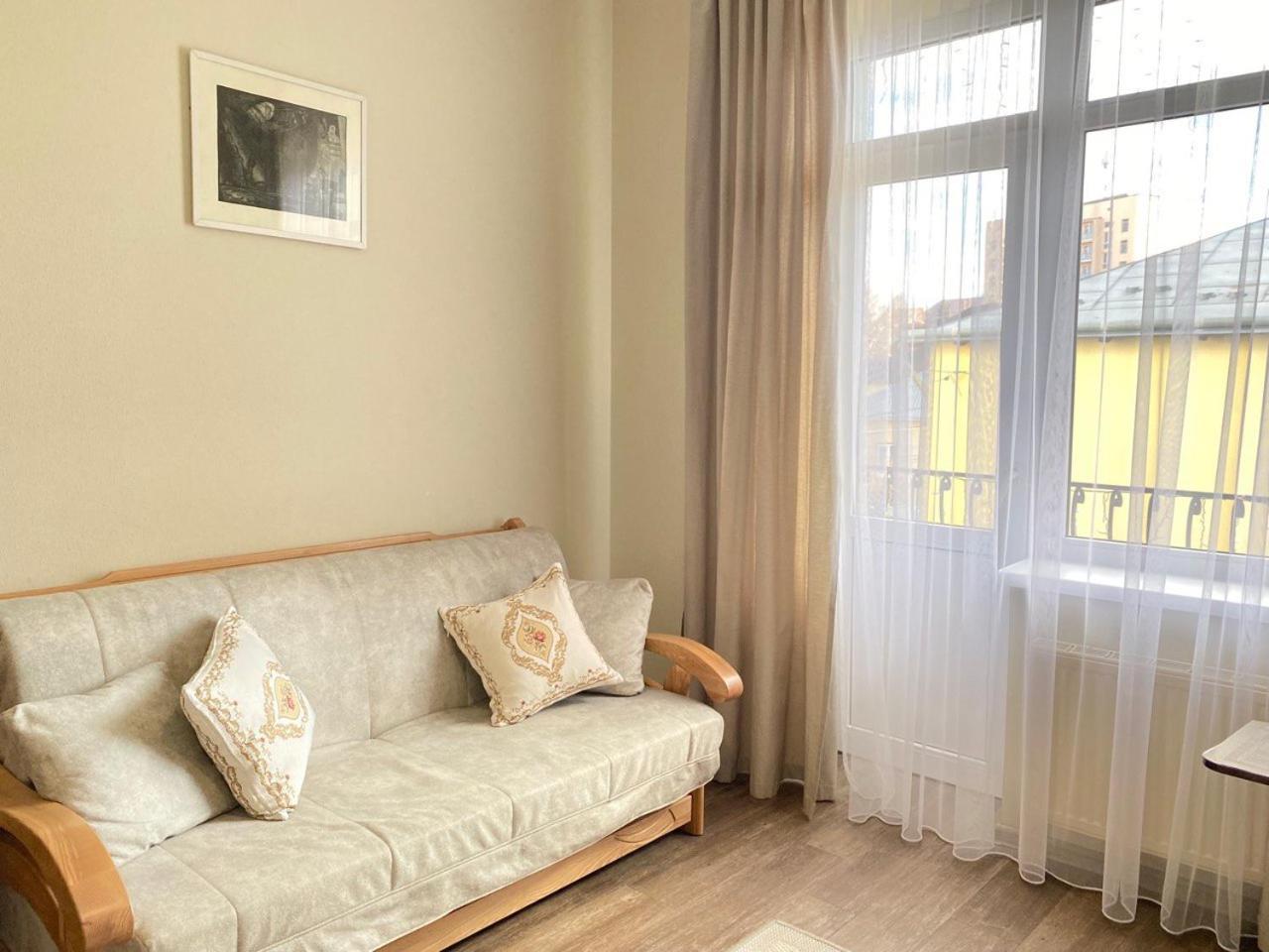 Hotel Europa Trouskavets Extérieur photo