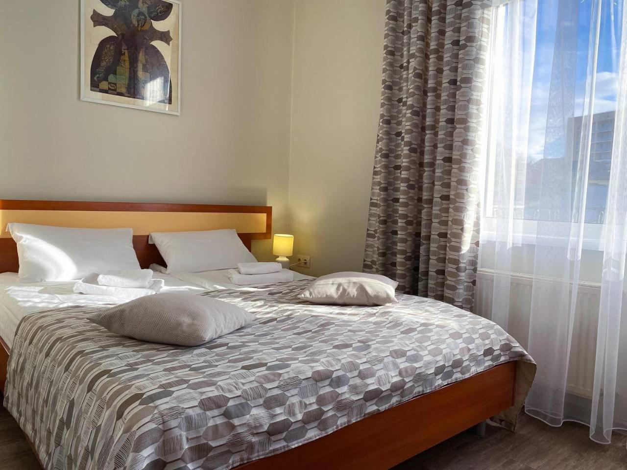 Hotel Europa Trouskavets Extérieur photo
