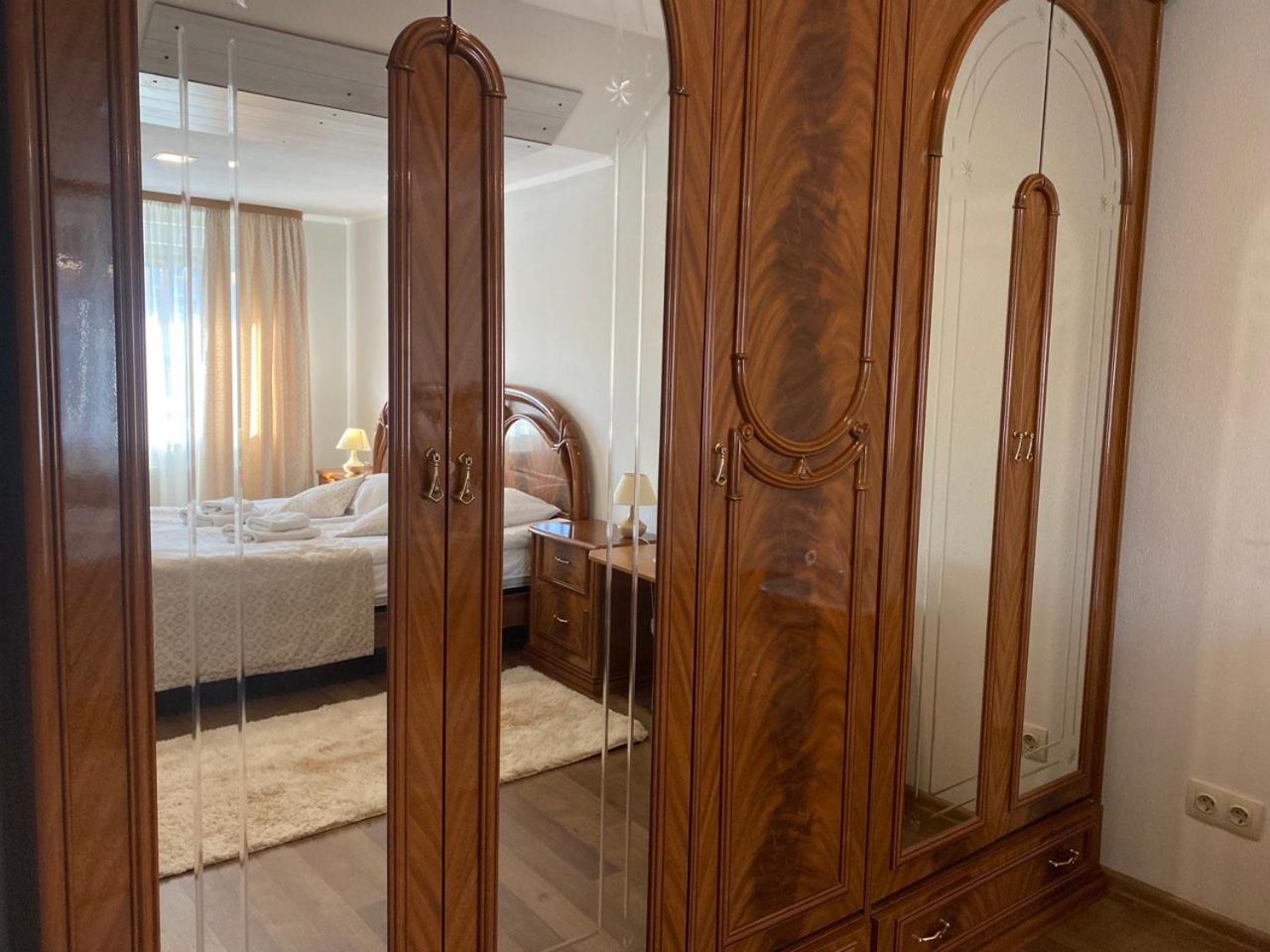 Hotel Europa Trouskavets Extérieur photo