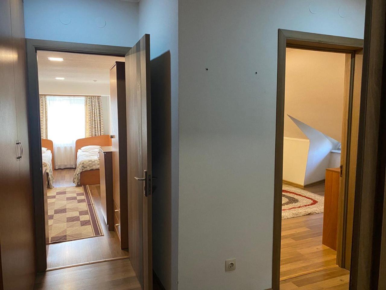 Hotel Europa Trouskavets Extérieur photo