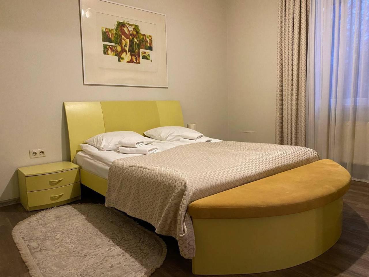 Hotel Europa Trouskavets Extérieur photo