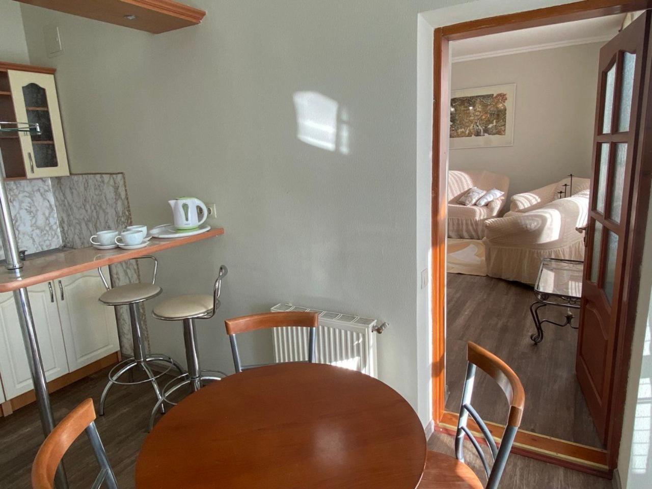 Hotel Europa Trouskavets Extérieur photo
