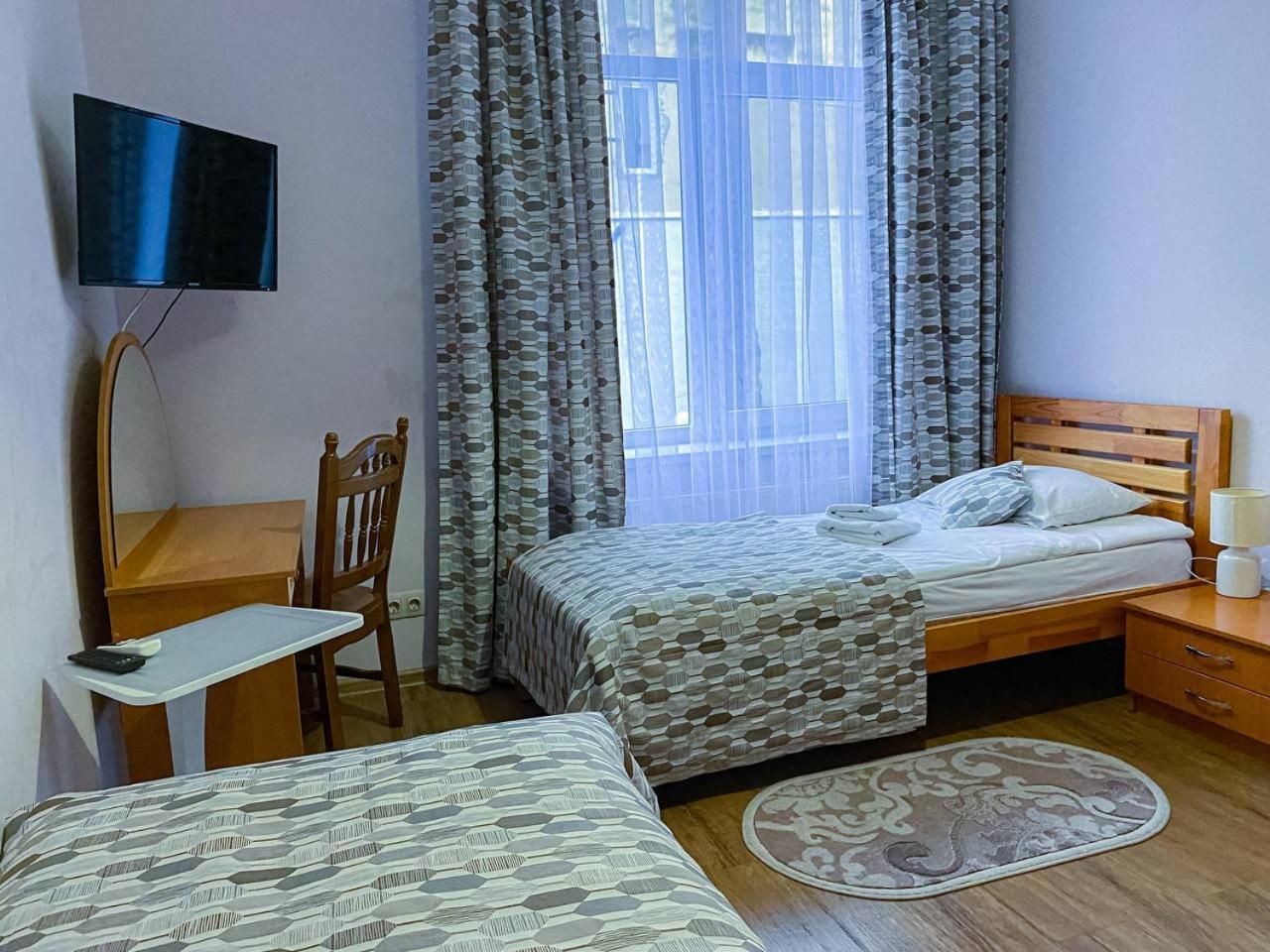 Hotel Europa Trouskavets Extérieur photo
