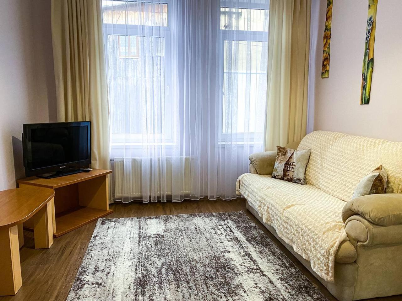 Hotel Europa Trouskavets Extérieur photo