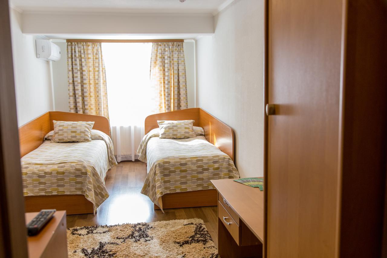 Hotel Europa Trouskavets Extérieur photo